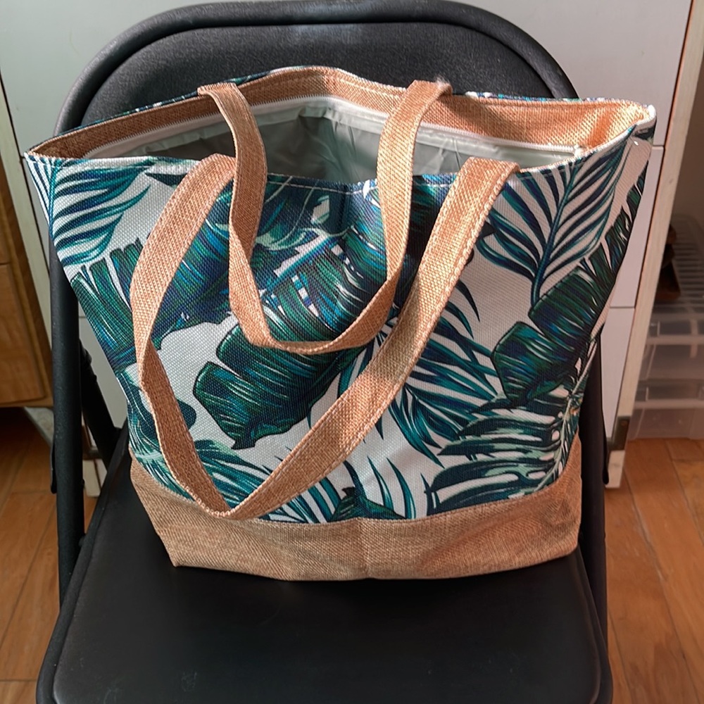 Foliage Tote Bag